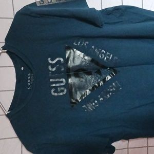 Men's vintage Guess Tshirt sz Large